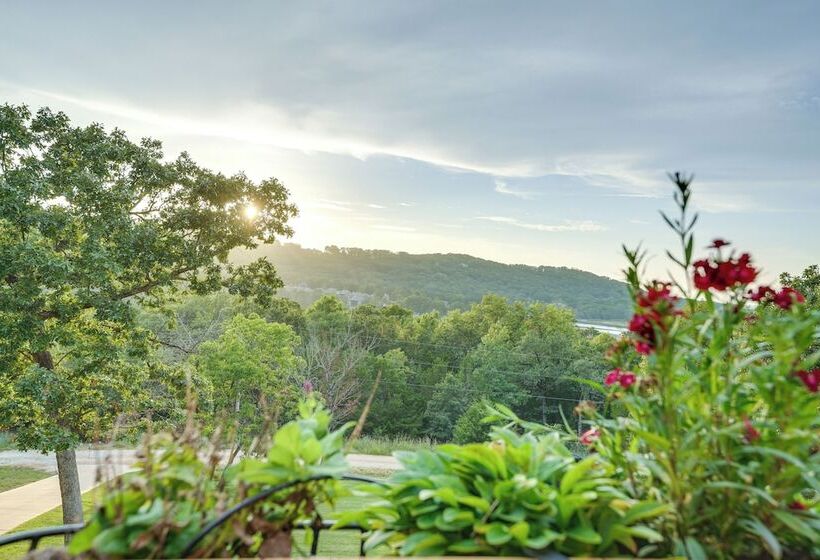 Lake View Home In Blue Eye W/ Hot Tub & Fire Pit!