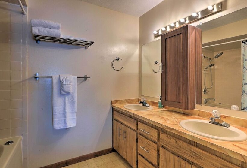 Lakefront Babson Park Escape: Pet Friendly!