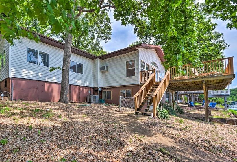 Lakefront Family Retreat W/ Boat Slip & Dock!