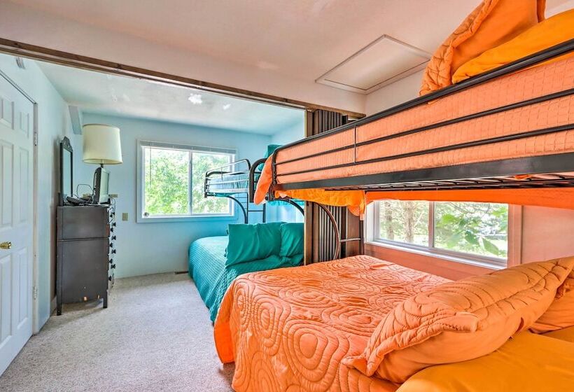 Lakefront Family Retreat W/ Boat Slip & Dock!