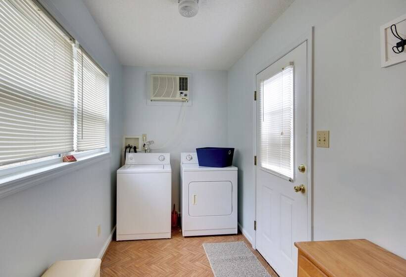 Lakefront House W/ Boat Ramp, Dock & Sunset Views!