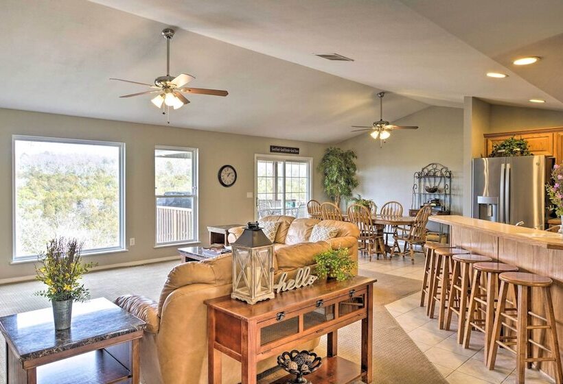 Kimberling City Home W/ Game Room & Lake Access