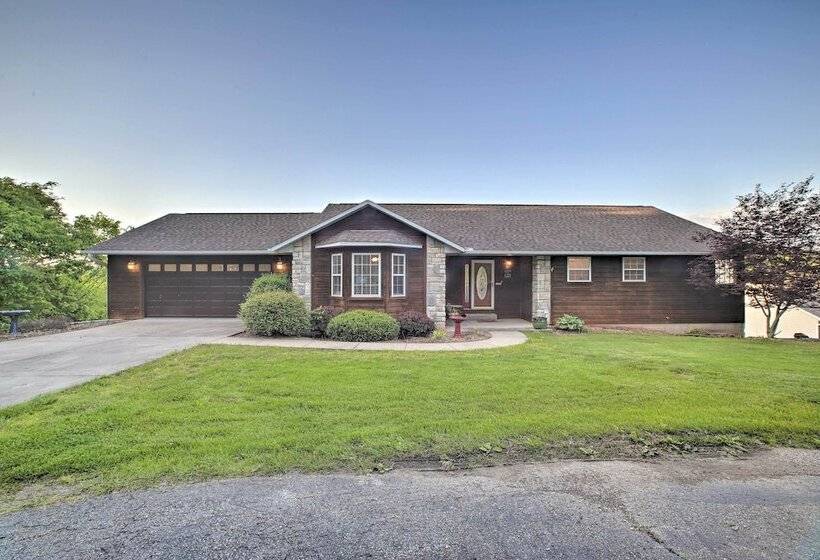 Kimberling City Home W/ Game Room & Lake Access