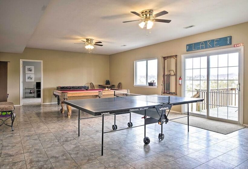 Kimberling City Home W/ Game Room & Lake Access