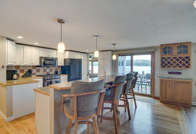 Lakefront Naples Retreat With Docks & Fire Pits!