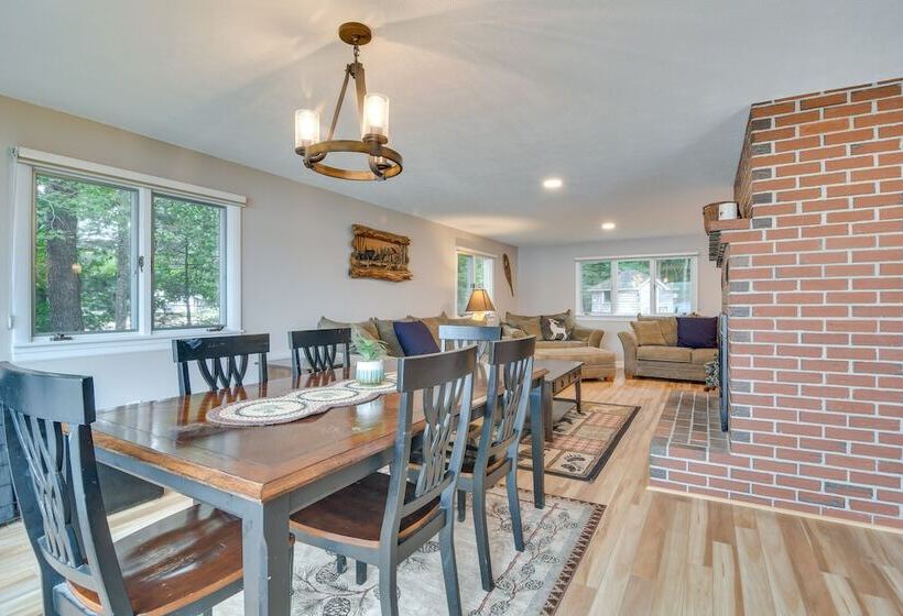 Lakefront Naples Retreat With Docks & Fire Pits!