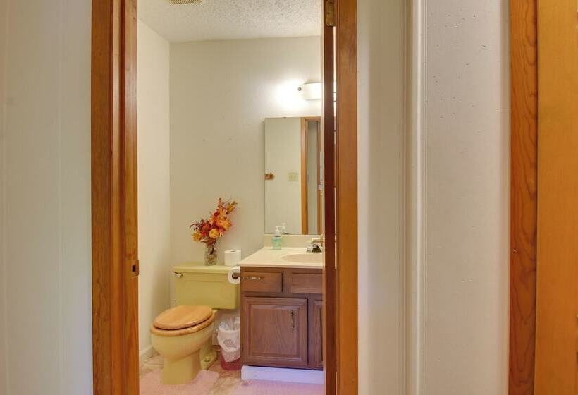 Deck, Dock & Resort Amenities: Home In Hot Springs