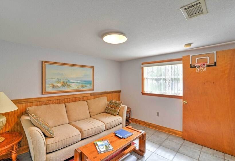 Lakeland House < Half Mi To Tigers Spring Training