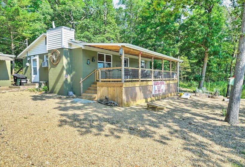 Waterfront Bull Shoals Lake Cabin W/ Deck + Views!