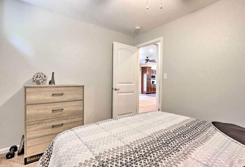 Dock & Jet Ski Slip: Lakeside Sunrise Beach Home!