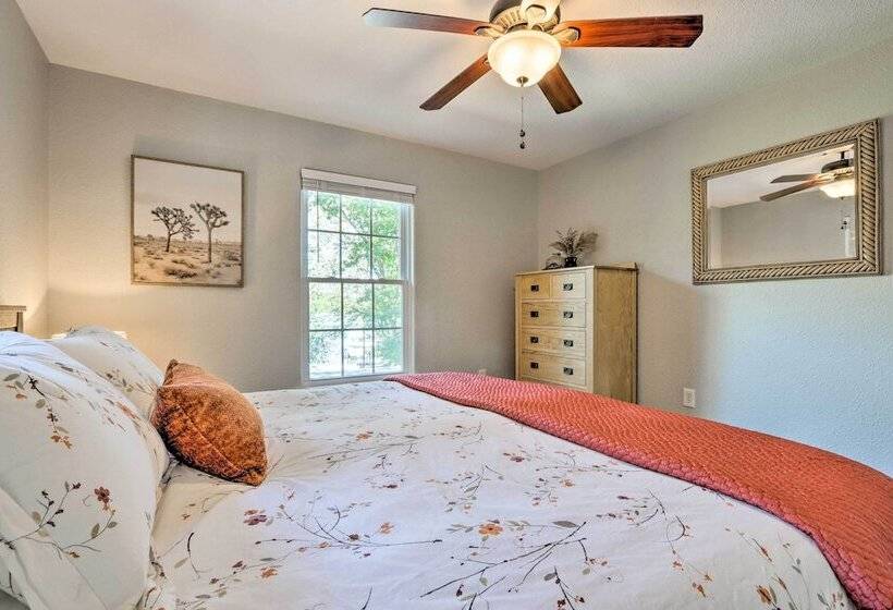 Dock & Jet Ski Slip: Lakeside Sunrise Beach Home!