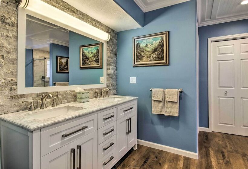 Lake View Osage Beach Resort Home W/ Game Room!