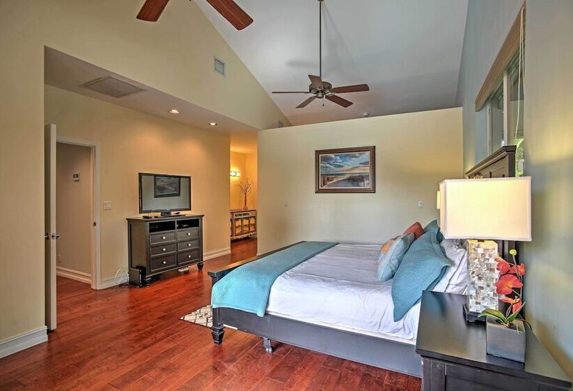 Walk To Private Beach: Poolside Oasis In Pompano