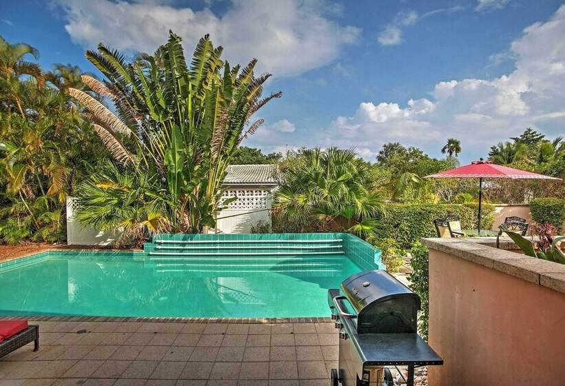 Walk To Private Beach: Poolside Oasis In Pompano