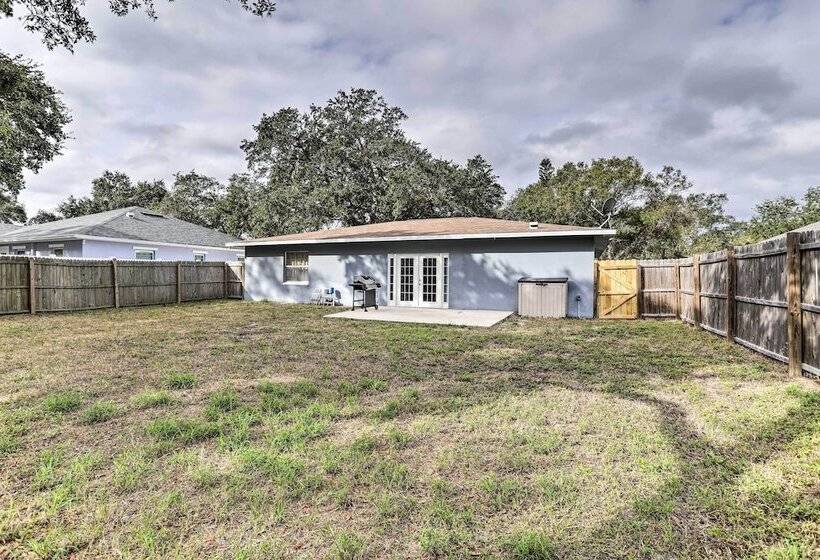 Largo Hideaway W/ Game Room & Fenced Yard!