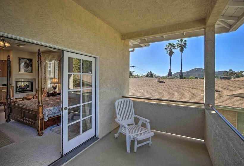 El Cajon Home W/ Pool, Grill Station & Decks