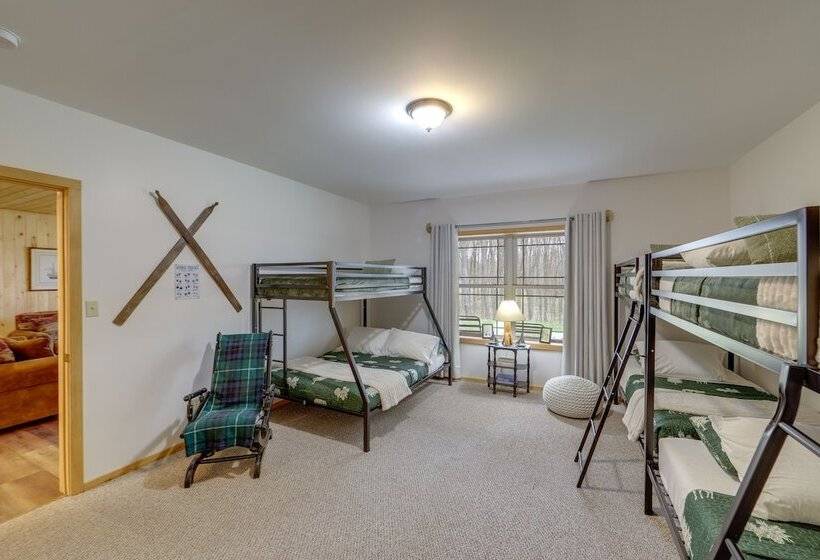 Rustic Tustin Cabin On 7 Acres W/ Fire Pit & Porch