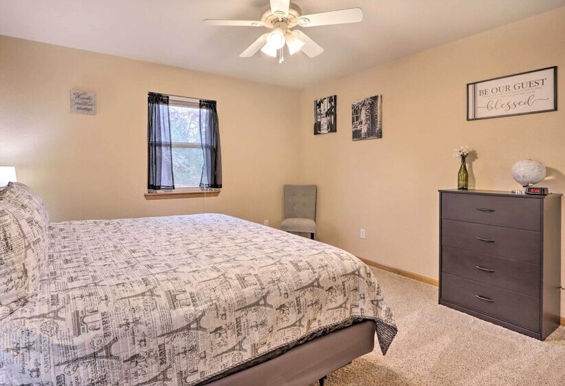 Lazy Rs Lakehouse  W/ Hot Tub & Dock In Warsaw!
