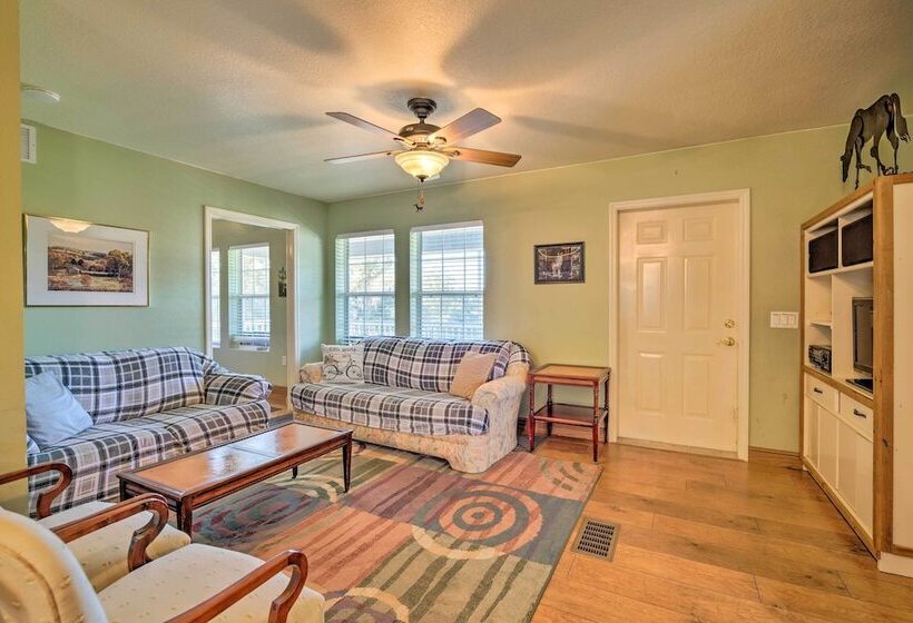 Lecanto House W/ Deck, Porch & Indoor Pool!