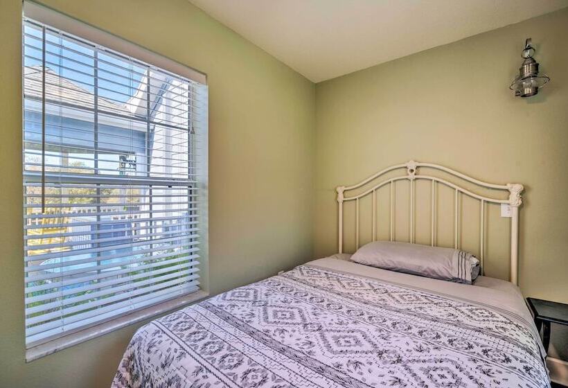 Lecanto House W/ Deck, Porch & Indoor Pool!