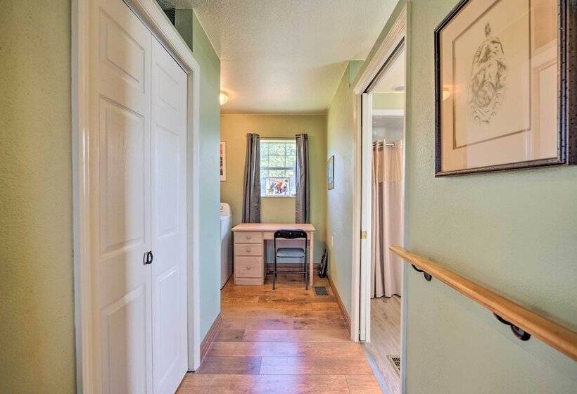 Lecanto House W/ Deck, Porch & Indoor Pool!