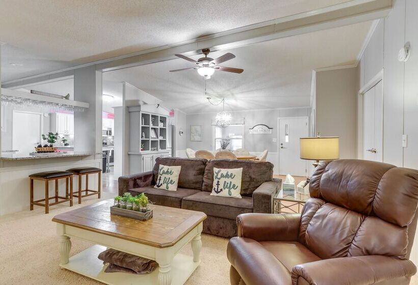 8 Mi To Beach: Lake View Haven In Linn Creek!