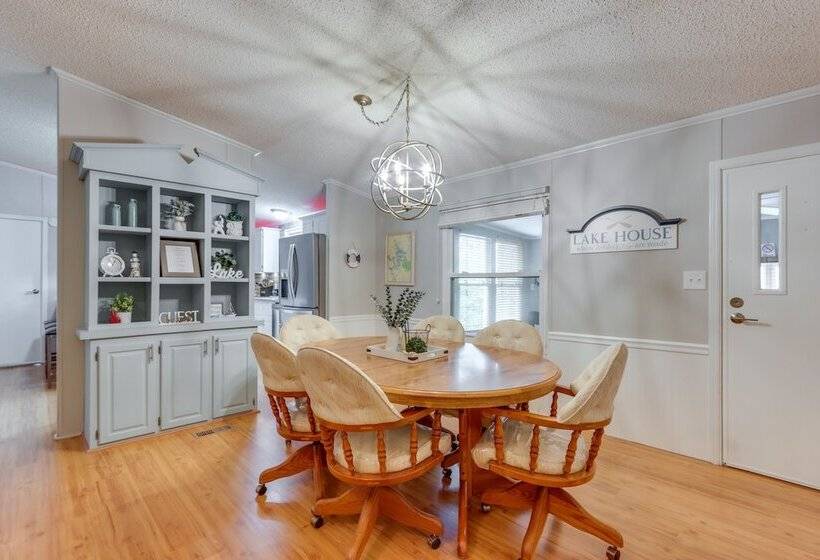 8 Mi To Beach: Lake View Haven In Linn Creek!