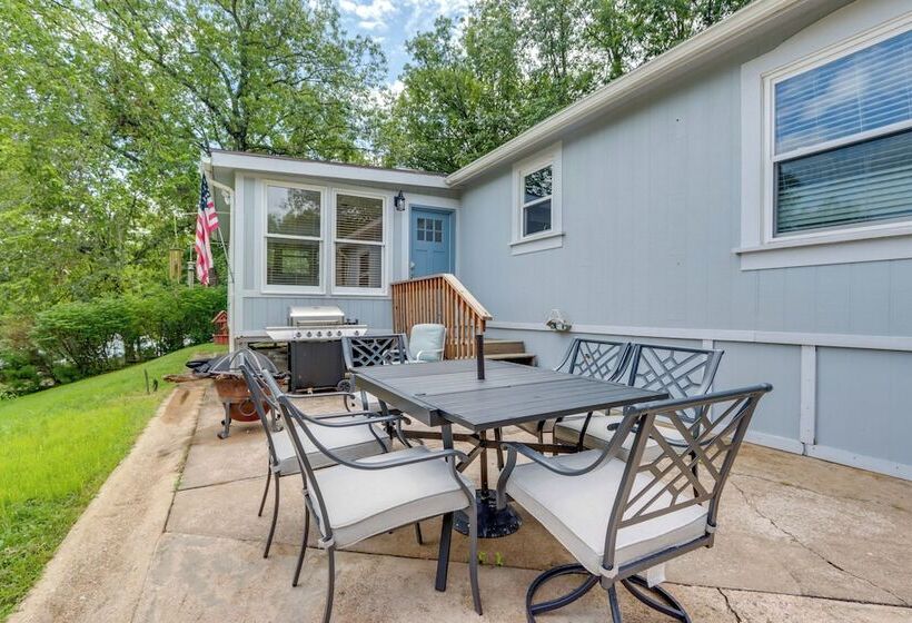 8 Mi To Beach: Lake View Haven In Linn Creek!