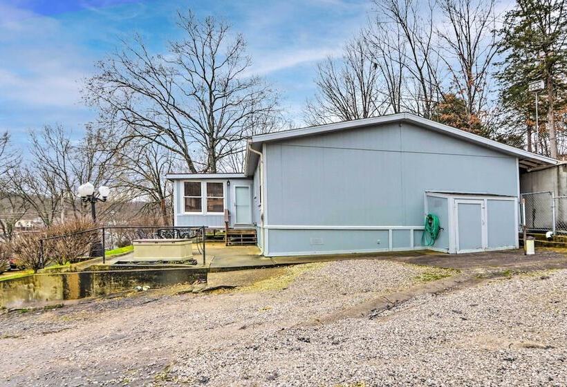 8 Mi To Beach: Lake View Haven In Linn Creek!