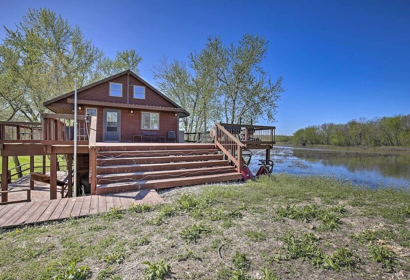Lodge On 240 Acres W/ Deck, Grill & Fire Pit!
