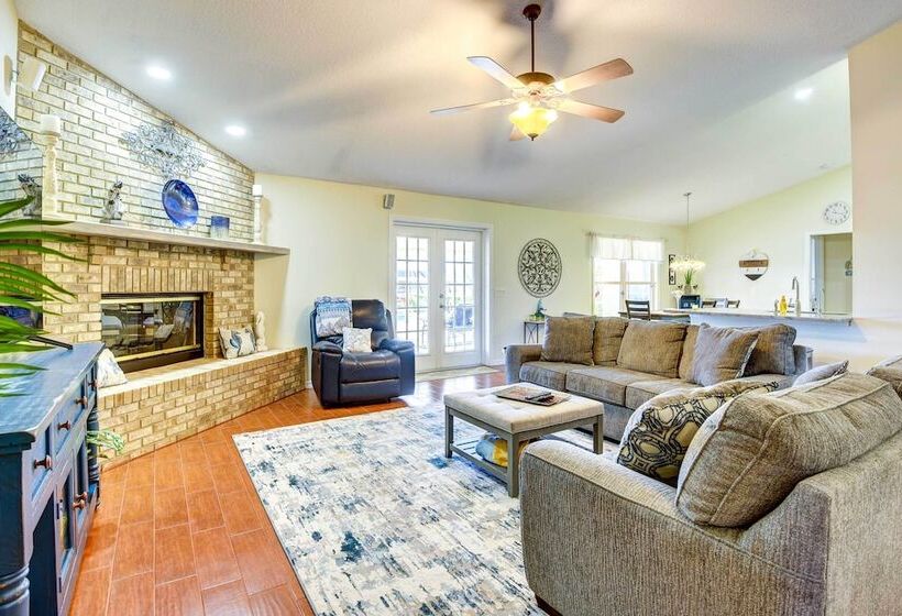 Private Bradenton Estate Home On 10 Acres W/ Pool