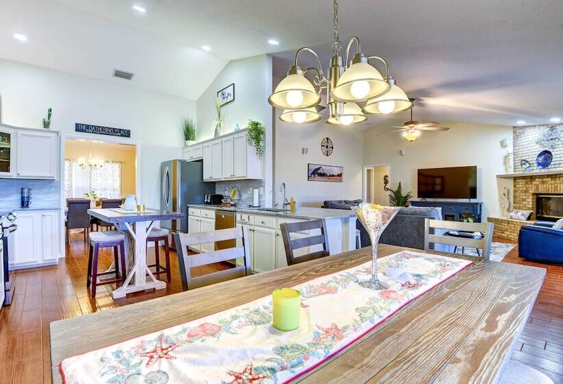 Private Bradenton Estate Home On 10 Acres W/ Pool