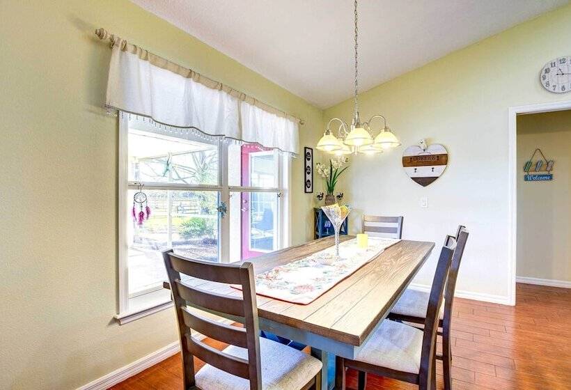 Private Bradenton Estate Home On 10 Acres W/ Pool