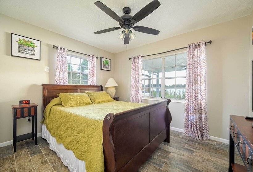 Lakefront Home W/ Screened Porch & Grill