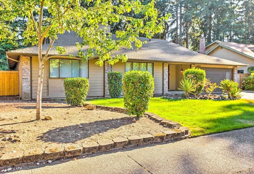 Lovely Manorwood Home W/ Private Indoor Pool!