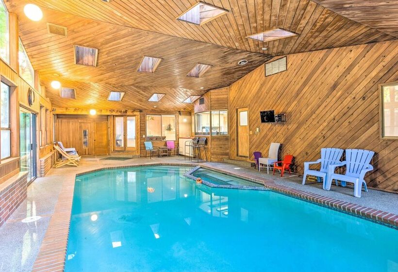 Lovely Manorwood Home W/ Private Indoor Pool!