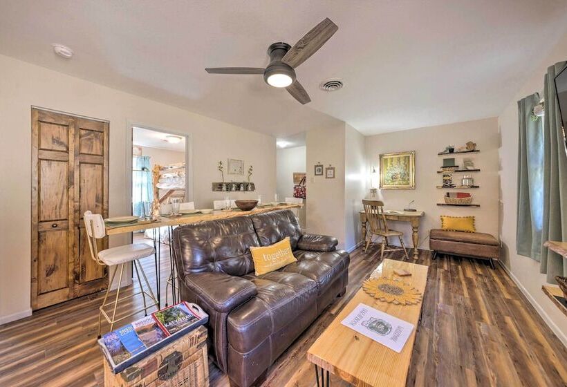 Historic Marthasville Home W/ Shared Amenities!