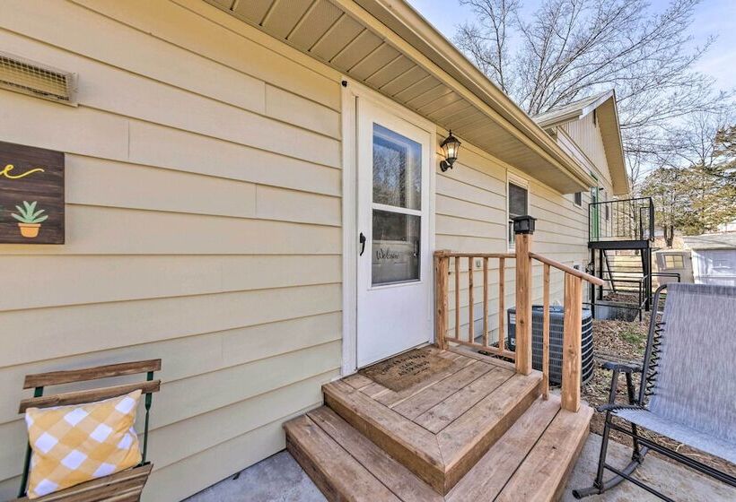 Historic Marthasville Home W/ Shared Amenities!