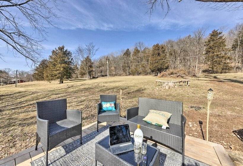 Historic Marthasville Home W/ Shared Amenities!