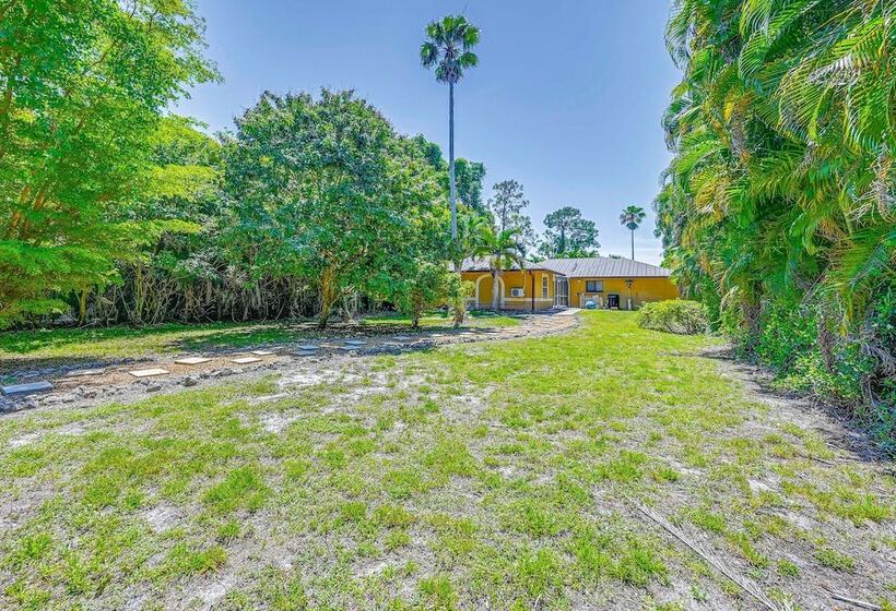 Lovely Naples Home: Backyard Oasis W/ Pool!