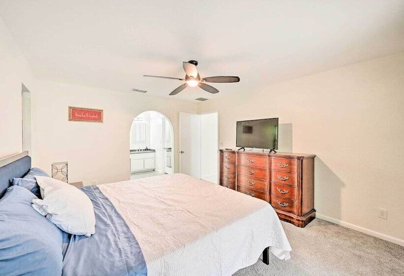 Lovely Naples Home: Backyard Oasis W/ Pool!