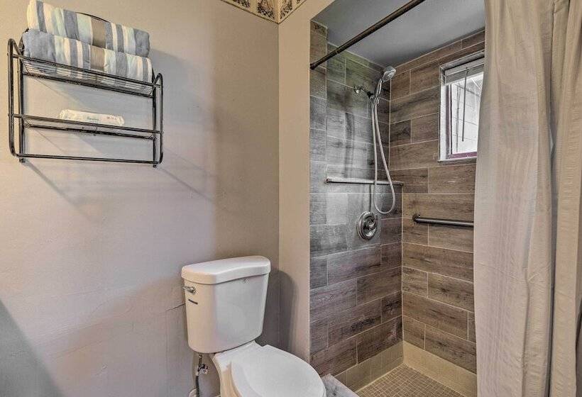 ~ 9 Mi To Universal: Orlando Retreat W/ Sun Porch!