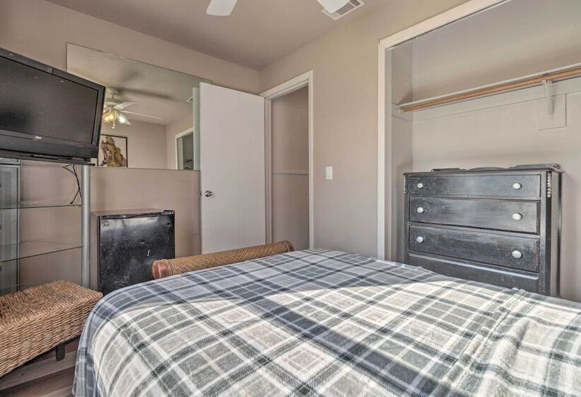 ~ 9 Mi To Universal: Orlando Retreat W/ Sun Porch!