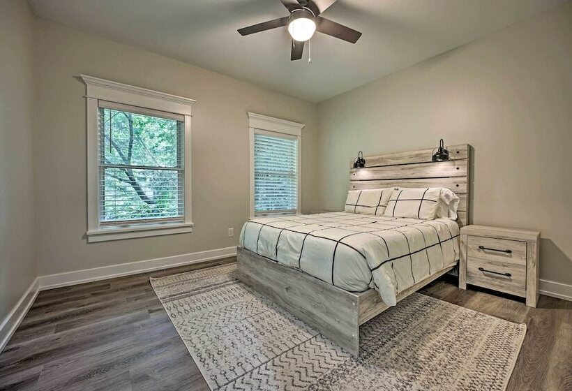 Luxury Family Home W/ Deck, Swim Spa & Grill!