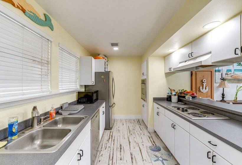 Luxury Key Largo Home W/ Guest House & Pool!