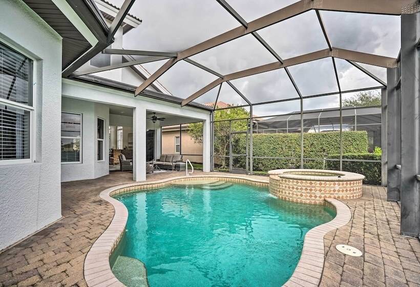 Luxury Naples Home W/ Private Pool & Hot Tub!