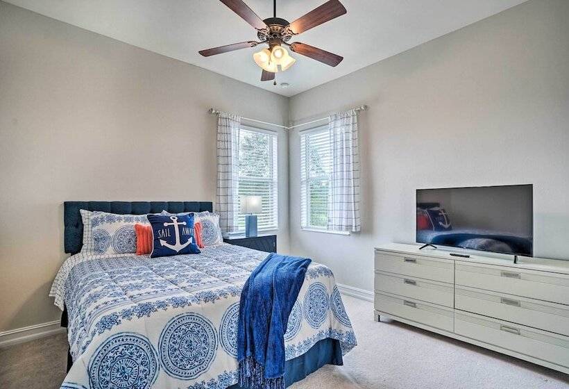 Luxury Naples Home W/ Private Pool & Hot Tub!