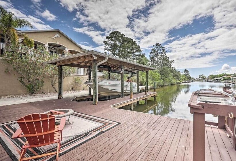 Luxury Palm Coast Home W/ Dock & Game Room!