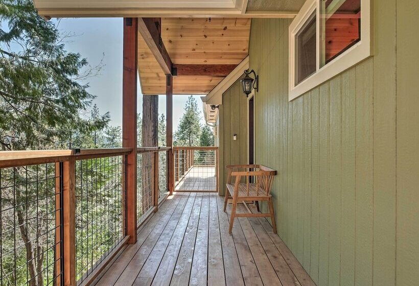 Luxury Retreat: Custom Mi Wuk Village Cabin!