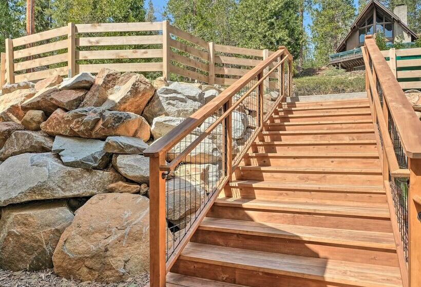 Luxury Retreat: Custom Mi Wuk Village Cabin!